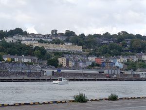 Nördliche Flussseite